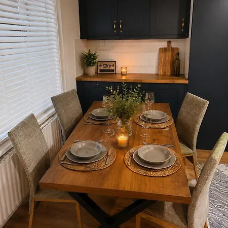 The Haddon Collection 3 En-suite Bedrooms Holiday home *
