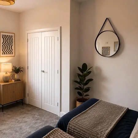 The Haddon Collection 3 En-suite Bedrooms Leeds (West Yorkshire)