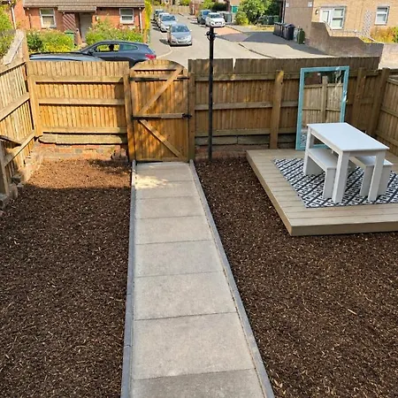 The Haddon Collection 3 En-suite Bedrooms Leeds (West Yorkshire)