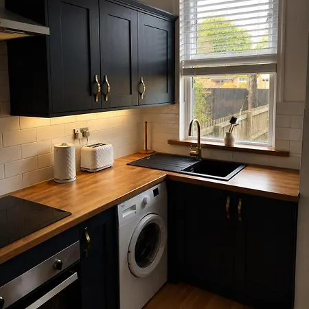 The Haddon Collection 3 En-suite Bedrooms Holiday home Leeds (West Yorkshire)