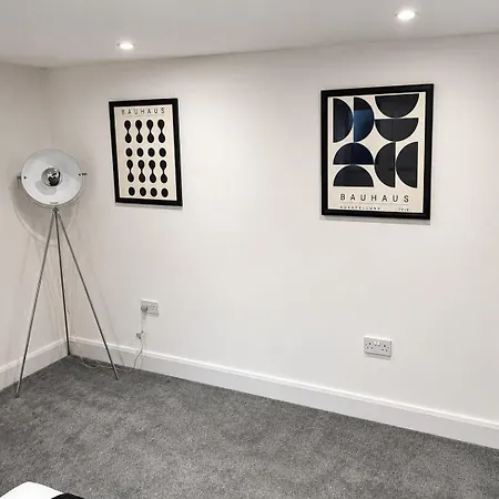 The Haddon Collection 3 En-suite Bedrooms Leeds (West Yorkshire)